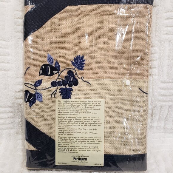 NWT Pier 1 Imports Embroidered Floral Table Runner - Picture 2 of 5